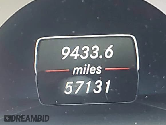 ✅ 2014 Mercedes-Benz GLK 350 • VIN: WDCGG8JBXEG239458 • Лот: 42700098. Опубликован ранее на IAAI с пробегом 57 131 миль. Бесплатный доступ к архиву аукционных продаж из США и подробный отчёт об истории автомобиля на DreamBid. Изображение 15.