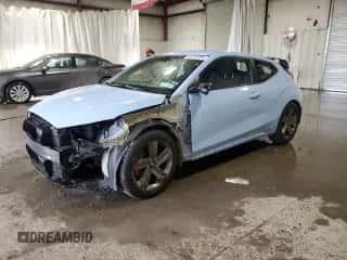 2020 Hyundai Veloster с VIN KMHT36AH1LU004241, выставлен на аукционе Copart как лот 43707355 с пробегом 57 759 миль миль и Списание • Salvage title. История ставок и продаж доступна на DreamBid. Изображение 1.