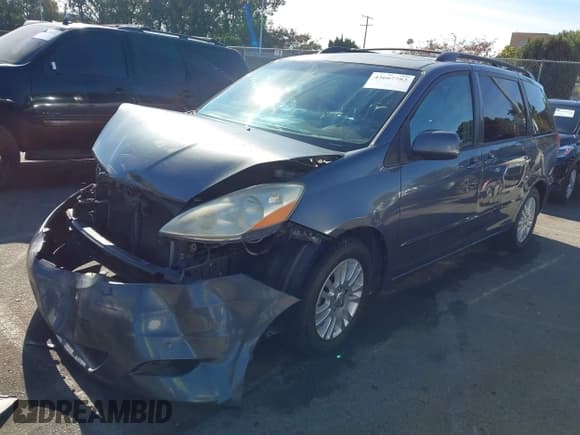 ✅ 2009 Toyota Sienna XLE • VIN: 5TDZK22C99S268768 • Lot: 43667783. Wystawiony na IAAI z przebiegiem 239 345 mil. Bezpłatny archiwum sprzedaży aukcyjnych z USA i szczegółowy raport historii pojazdu na DreamBid. Zdjęcie 17.