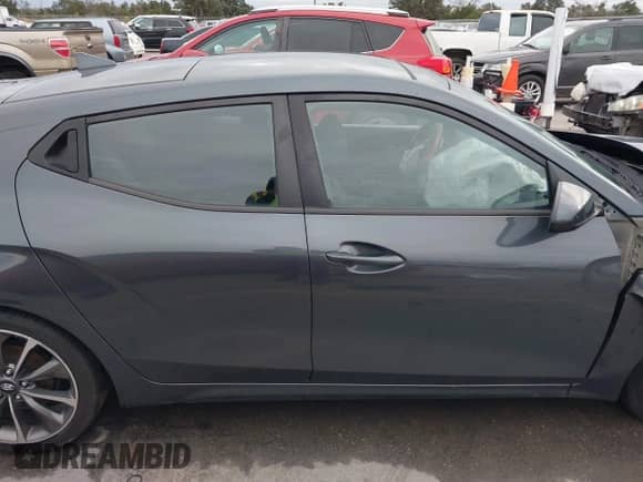 2021 Hyundai Veloster 2.0 z VIN KMHTG6AF1MU032870, wystawiony jako IAAI lot #41323767 z przebiegiem 25 955 mil mil oraz . Historia ofert i sprzedaży dostępna na DreamBid. Obrazek 12.