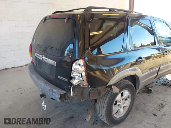 ✅ 2002 Mazda Tribute LX • VIN: 4F2CU08172KM58561 • Лот: 41435407. Опубликован ранее на IAAI с пробегом 141 908 миль. Бесплатный доступ к архиву аукционных продаж из США и подробный отчёт об истории автомобиля на DreamBid. Изображение 6.