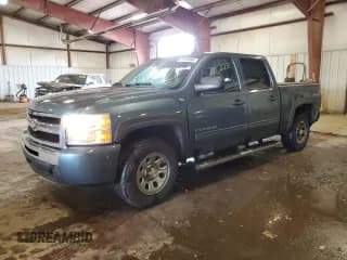 ✅ 2010 Chevrolet Silverado 1500 LS • VIN: 3GCRKREAXAG104967 • Lot: 75504864. Listed on Copart with 216,222 mi. Free auction sales archive from the USA and detailed vehicle history report at DreamBid. Image 1.