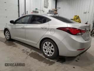 2015 Hyundai Elantra SE z VIN 5NPDH4AE2FH624924, wystawiony jako Copart lot #90021475 z przebiegiem 243 540 mil mil oraz Szkoda całkowita • Salvage title. Historia ofert i sprzedaży dostępna na DreamBid. Obrazek 2.