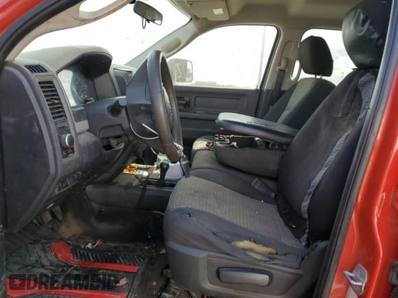 ✅ 2012 Ram 2500 ST • VIN: 3C6TD5HT2CG288009 • Лот: 85324425. Опубликован ранее на Copart с пробегом 233 172 миль. Бесплатный доступ к архиву аукционных продаж из США и подробный отчёт об истории автомобиля на DreamBid. Изображение 7.