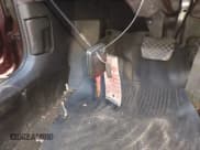 ✅ 2013 Volkswagen Passat SE • VIN: 1VWBP7A38DC087430 • Lot: 43351294. Wystawiony na IAAI z przebiegiem 131 893 mil. Bezpłatny archiwum sprzedaży aukcyjnych z USA i szczegółowy raport historii pojazdu na DreamBid. Zdjęcie 11.