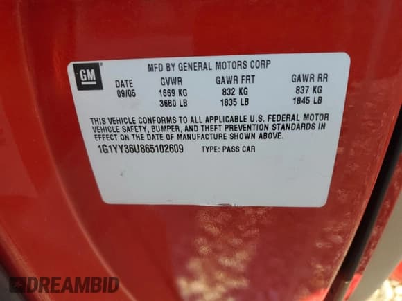 ✅ 2006 Chevrolet Corvette • VIN: 1G1YY36U865102609 • Lot: 84795775. Wystawiony na Copart z przebiegiem 62 797 mil. Bezpłatny archiwum sprzedaży aukcyjnych z USA i szczegółowy raport historii pojazdu na DreamBid. Zdjęcie 12.