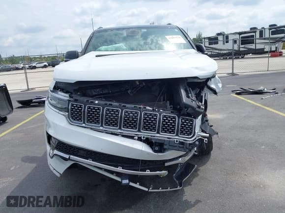 ✅ 2023 Jeep Grand Wagoneer • VIN: 1C4SJVEJ7PS570435 • Lot: 41857510. Listed on IAAI with Not provided. Free auction sales archive from the USA and detailed vehicle history report at DreamBid. Image 12.