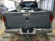 ✅ 1997 Dodge Dakota • VIN: 1B7GL23X6VS120925 • Lot: 81242474. Wystawiony na Copart z przebiegiem 190 295 mil. Bezpłatny archiwum sprzedaży aukcyjnych z USA i szczegółowy raport historii pojazdu na DreamBid. Zdjęcie 6.