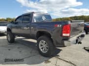 ✅ 2010 GMC Sierra 1500 SLE • VIN: 3GTRKVE32AG242089 • Lot: 90108405. Listed on Copart with 173,853 mi. Free auction sales archive from the USA and detailed vehicle history report at DreamBid. Image 2.