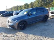 ✅ 2024 Volkswagen Tiguan SE R-Line Black • VIN: 3VVCB7AXXRM069625 • Lot: 43363957. Wystawiony na IAAI z przebiegiem 24 390 mil. Bezpłatny archiwum sprzedaży aukcyjnych z USA i szczegółowy raport historii pojazdu na DreamBid. Zdjęcie 2.