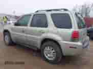 2005 Mercury Mariner Luxury z VIN 4M2YU56175DJ10333, wystawiony jako IAAI lot #41644749 z przebiegiem 174 477 mil mil oraz . Historia ofert i sprzedaży dostępna na DreamBid. Obrazek 3.