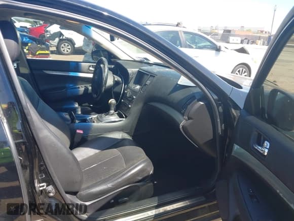 ✅ 2012 Infiniti G25 Journey • VIN: JN1DV6AP2CM700085 • Lot: 42071460. Wystawiony na IAAI z przebiegiem 182 090 mil. Bezpłatny archiwum sprzedaży aukcyjnych z USA i szczegółowy raport historii pojazdu na DreamBid. Zdjęcie 5.