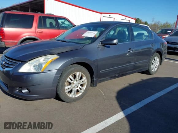 ✅ 2011 Nissan Altima S • VIN: 1N4AL2AP5BN511685 • Lot: 43653744. Wystawiony na IAAI z przebiegiem 228 994 mil. Bezpłatny archiwum sprzedaży aukcyjnych z USA i szczegółowy raport historii pojazdu na DreamBid. Zdjęcie 2.