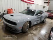 ✅ 2022 Dodge Challenger R/T • VIN: 2C3CDZBT8NH144352 • Lot: 44804763. Wystawiony na Copart z przebiegiem 19 974 mil. Bezpłatny archiwum sprzedaży aukcyjnych z USA i szczegółowy raport historii pojazdu na DreamBid. Zdjęcie 1.