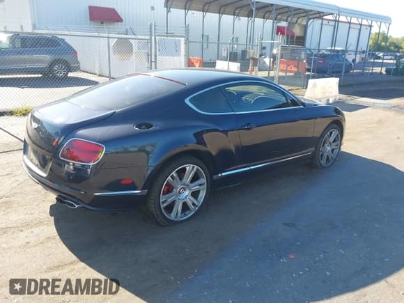 ✅ 2015 Bentley Continental GT • VIN: SCBFH7ZA0FC049703 • Lot: 42803794. Listed on IAAI with 85,149 mi. Free auction sales archive from the USA and detailed vehicle history report at DreamBid. Image 4.