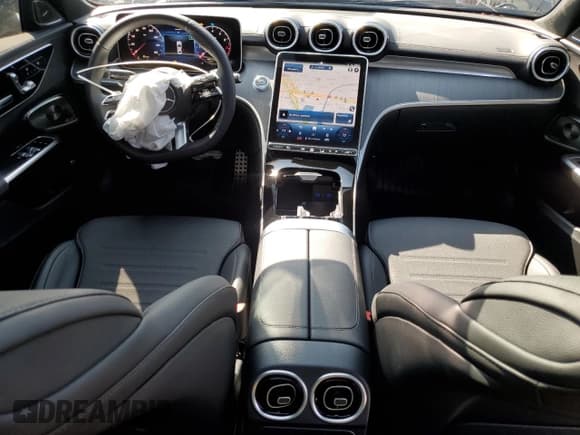 ✅ 2024 Mercedes-Benz C 300 • VIN: W1KAF4GBXRR231973 • Lot: 53315435. Wystawiony na Copart z przebiegiem 3 291 mil. Bezpłatny archiwum sprzedaży aukcyjnych z USA i szczegółowy raport historii pojazdu na DreamBid. Zdjęcie 8.