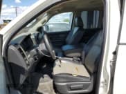 ✅ 2009 Dodge 1500 SLT • VIN: 1D3HB18P59S780672 • Lot: 56218845. Wystawiony na Copart z przebiegiem 166 926 mil. Bezpłatny archiwum sprzedaży aukcyjnych z USA i szczegółowy raport historii pojazdu na DreamBid. Zdjęcie 7.