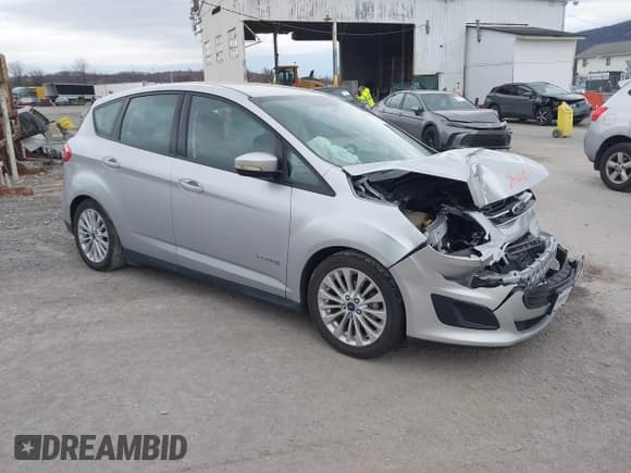 ✅ 2017 Ford C-Max SE • VIN: 1FADP5AU8HL110709 • Лот: 43704177. Опубликован ранее на IAAI с пробегом 52 519 миль. Бесплатный доступ к архиву аукционных продаж из США и подробный отчёт об истории автомобиля на DreamBid. Изображение 1.