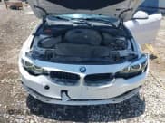 ✅ 2018 BMW 4 Series 430i xDrive • VIN: WBA4J3C5XJBL04818 • Lot: 42683902. Wystawiony na IAAI z przebiegiem 126 687 mil. Bezpłatny archiwum sprzedaży aukcyjnych z USA i szczegółowy raport historii pojazdu na DreamBid. Zdjęcie 10.