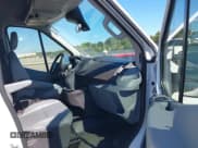 ✅ 2017 Ford Transit XL • VIN: 1FMZK1CM0HKA90980 • Лот: 40979539. Опубликован ранее на IAAI с пробегом 71 813 миль. Бесплатный доступ к архиву аукционных продаж из США и подробный отчёт об истории автомобиля на DreamBid. Изображение 5.