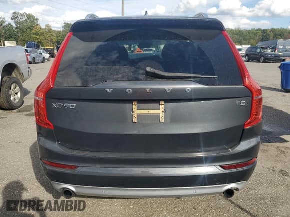 ✅ 2018 Volvo XC90 Momentum • VIN: YV4102KK5J1353678 • Lot: 85694705. Wystawiony na Copart z przebiegiem 98 100 mil. Bezpłatny archiwum sprzedaży aukcyjnych z USA i szczegółowy raport historii pojazdu na DreamBid. Zdjęcie 6.