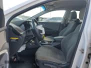 ✅ 2017 Hyundai Santa Fe 2.4L • VIN: 5NMZT3LB3HH009378 • Лот: 81868275. Опубликован ранее на Copart с пробегом Не указан. Бесплатный доступ к архиву аукционных продаж из США и подробный отчёт об истории автомобиля на DreamBid. Изображение 7.