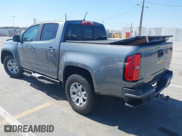 ✅ 2020 Chevrolet Colorado 2WD LT • VIN: 1GCGSCEN9L1242637 • Lot: 42203101. Wystawiony na IAAI z przebiegiem 53 050 mil. Bezpłatny archiwum sprzedaży aukcyjnych z USA i szczegółowy raport historii pojazdu na DreamBid. Zdjęcie 3.