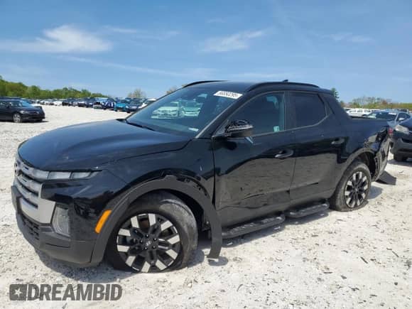 2025 Hyundai Santa Cruz SEL with VIN 5NTJBDDE9SH137120, listed as a Copart auction lot 56850295 with 1,693 mi miles and Salvage title. Bid and sale history available at DreamBid. Image 1.
