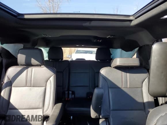 ✅ 2021 Chevrolet Suburban RST • VIN: 1GNSKEKD0MR198555 • Lot: 49272855. Listed on Copart with 61,272 mi. Free auction sales archive from the USA and detailed vehicle history report at DreamBid. Image 10.