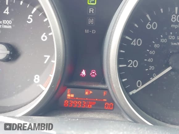 ✅ 2011 Mazda 3 i Touring • VIN: JM1BL1VG8B1493354 • Lot: 43407501. Wystawiony na IAAI z przebiegiem 83 993 mil. Bezpłatny archiwum sprzedaży aukcyjnych z USA i szczegółowy raport historii pojazdu na DreamBid. Zdjęcie 7.