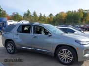 ✅ 2023 Chevrolet Traverse High Country • VIN: 1GNEVNKW8PJ279733 • Lot: 43307925. Wystawiony na IAAI z przebiegiem 47 731 mil. Bezpłatny archiwum sprzedaży aukcyjnych z USA i szczegółowy raport historii pojazdu na DreamBid. Zdjęcie 13.