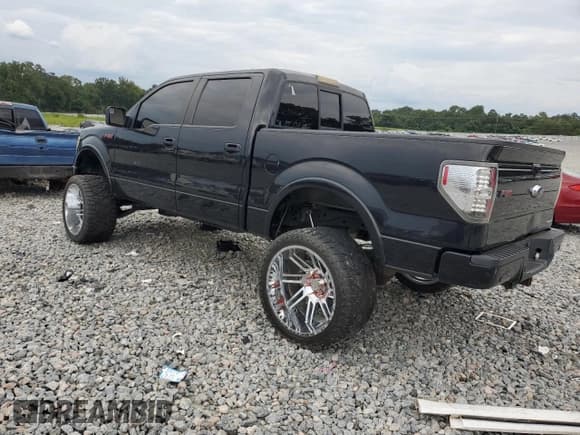 ✅ 2013 Ford F-150 XL • VIN: 1FTFW1CF2DFA51002 • Lot: 69778665. Wystawiony na Copart z przebiegiem 144 222 mil. Bezpłatny archiwum sprzedaży aukcyjnych z USA i szczegółowy raport historii pojazdu na DreamBid. Zdjęcie 2.