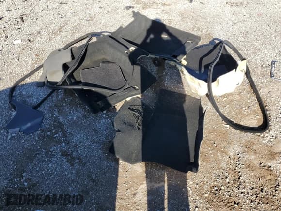 ✅ 2008 Mercedes-Benz C 300 Sport • VIN: WDDGF54X88F093057 • Лот: 57429065. Опубликован ранее на Copart с пробегом 111 148 миль. Бесплатный доступ к архиву аукционных продаж из США и подробный отчёт об истории автомобиля на DreamBid. Изображение 12.