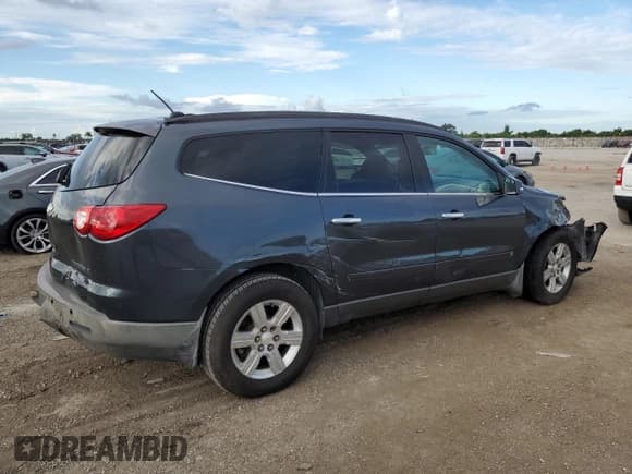 ✅ 2010 Chevrolet Traverse 1LT • VIN: 1GNLVFED8AS143353 • Lot: 74513504. Wystawiony na Copart z przebiegiem 237 591 mil. Bezpłatny archiwum sprzedaży aukcyjnych z USA i szczegółowy raport historii pojazdu na DreamBid. Zdjęcie 3.
