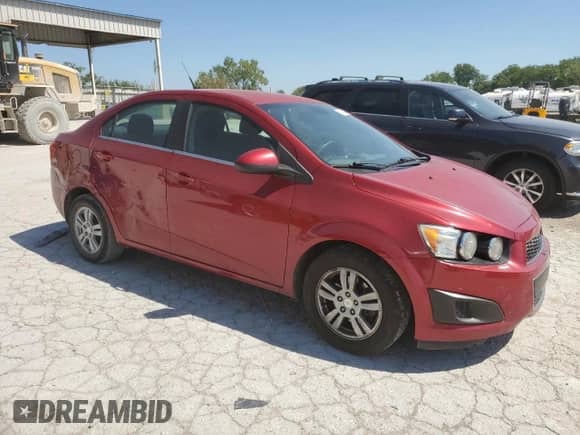 2014 Chevrolet Sonic LT с VIN 1G1JC5SH2E4112464, выставлен на аукционе Copart как лот 70312334 с пробегом 156 932 миль миль и Чистый • Clean title. История ставок и продаж доступна на DreamBid. Изображение 4.
