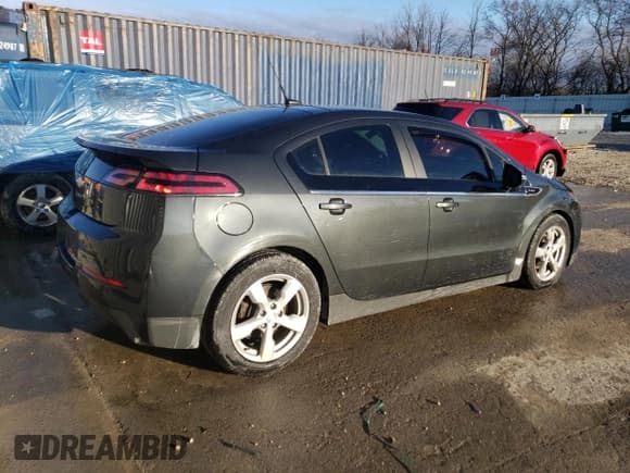 ✅ 2014 Chevrolet Volt • VIN: 1G1RA6E49EU151057 • Lot: 45681894. Wystawiony na Copart z przebiegiem 97 116 mil. Bezpłatny archiwum sprzedaży aukcyjnych z USA i szczegółowy raport historii pojazdu na DreamBid. Zdjęcie 3.
