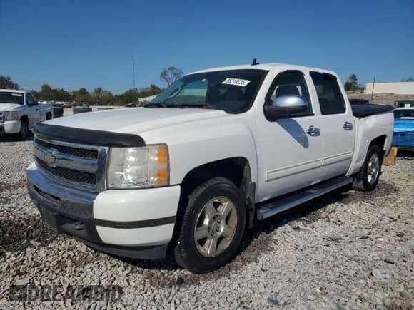 2011 Chevrolet Silverado 1500 LT with VIN 3GCPCSEA6BG308808, listed as a Copart auction lot 86218235 with 109,061 mi miles and Salvage title. Bid and sale history available at DreamBid. Image 1.