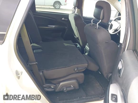 ✅ 2013 Dodge Journey Canada Value • VIN: 3C4PDCAB8DT713340 • Lot: 41537461. Listed on IAAI with 266,377 mi. Free auction sales archive from the USA and detailed vehicle history report at DreamBid. Image 8.