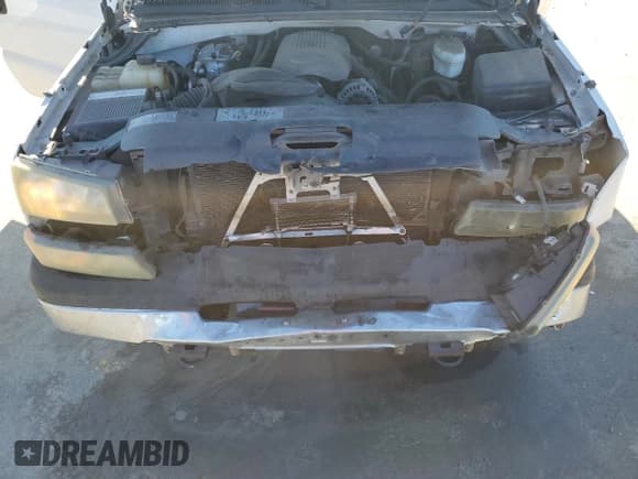 ✅ 2003 Chevrolet Silverado 1500 • VIN: 2GCEC19T631380406 • Лот: 86664054. Опубликован ранее на Copart с пробегом 181 921 миль. Бесплатный доступ к архиву аукционных продаж из США и подробный отчёт об истории автомобиля на DreamBid. Изображение 11.