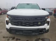 ✅ 2022 Chevrolet Silverado 1500 Work Truck • VIN: 1GCPAAEK2NZ529013 • Lot: 43654455. Wystawiony na Copart z przebiegiem 22 609 mil. Bezpłatny archiwum sprzedaży aukcyjnych z USA i szczegółowy raport historii pojazdu na DreamBid. Zdjęcie 5.
