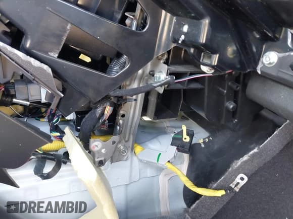 ✅ 2009 Hyundai Sonata SE • VIN: 5NPEU46F39H515040 • Лот: 42074602. Опубликован ранее на IAAI с пробегом 58 146 миль. Бесплатный доступ к архиву аукционных продаж из США и подробный отчёт об истории автомобиля на DreamBid. Изображение 18.