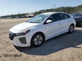 ✅ 2018 Hyundai Ioniq Blue • VIN: KMHC65LC6JU100379 • Lot: 52365405. Wystawiony na Copart z przebiegiem 108 250 mil. Bezpłatny archiwum sprzedaży aukcyjnych z USA i szczegółowy raport historii pojazdu na DreamBid. Zdjęcie 1.