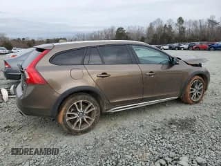 ✅ 2015 Volvo V60 T5 • VIN: YV4612HK0F1001593 • Lot: 38966344. Listed on Copart with 144,566 mi. Free auction sales archive from the USA and detailed vehicle history report at DreamBid. Image 3.