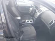 ✅ 2011 GMC Acadia SLE • VIN: 1GKKRPED1BJ418636 • Lot: 43515913. Wystawiony na IAAI z przebiegiem 136 379 mil. Bezpłatny archiwum sprzedaży aukcyjnych z USA i szczegółowy raport historii pojazdu na DreamBid. Zdjęcie 5.