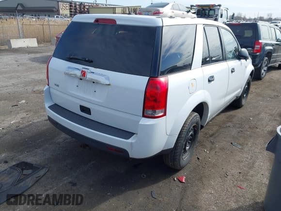 ✅ 2006 Saturn VUE • VIN: 5GZCZ33D76S834426 • Lot: 41994762. Wystawiony na IAAI z przebiegiem 155 382 mil. Bezpłatny archiwum sprzedaży aukcyjnych z USA i szczegółowy raport historii pojazdu na DreamBid. Zdjęcie 4.