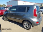 ✅ 2012 Kia Soul + • VIN: KNDJT2A64C7357168 • Lot: 43634714. Wystawiony na IAAI z przebiegiem 145 000 mil. Bezpłatny archiwum sprzedaży aukcyjnych z USA i szczegółowy raport historii pojazdu na DreamBid. Zdjęcie 3.
