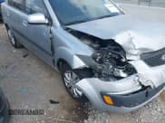 ✅ 2006 Kia Rio • VIN: KNADE123666155056 • Лот: 42696960. Опубликован ранее на IAAI с пробегом 146 897 миль. Бесплатный доступ к архиву аукционных продаж из США и подробный отчёт об истории автомобиля на DreamBid. Изображение 6.