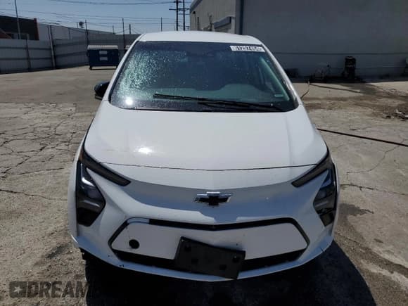 ✅ 2023 Chevrolet Bolt EV 2LT • VIN: 1G1FX6S09P4185747 • Lot: 61297454. Wystawiony na Copart z przebiegiem 20 760 mil. Bezpłatny archiwum sprzedaży aukcyjnych z USA i szczegółowy raport historii pojazdu na DreamBid. Zdjęcie 5.