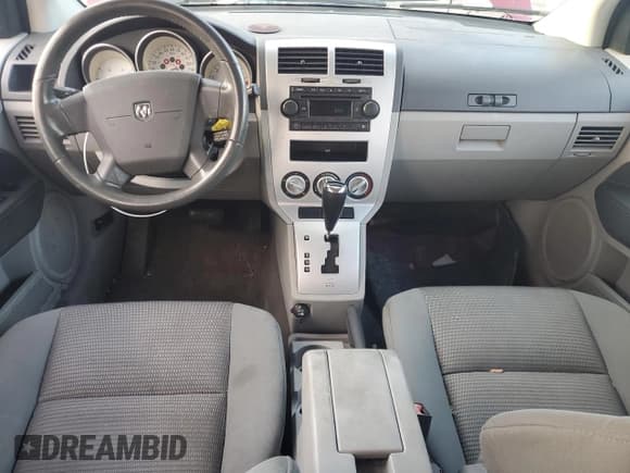 ✅ 2007 Dodge Caliber R/T • VIN: 1B3HE78K27D235961 • Лот: 81729594. Опубликован ранее на Copart с пробегом 199 225 миль. Бесплатный доступ к архиву аукционных продаж из США и подробный отчёт об истории автомобиля на DreamBid. Изображение 8.