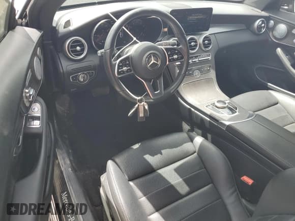 ✅ 2020 Mercedes-Benz C 300 • VIN: WDDWJ8DB5LF956891 • Lot: 53087975. Wystawiony na Copart z przebiegiem 38 655 mil. Bezpłatny archiwum sprzedaży aukcyjnych z USA i szczegółowy raport historii pojazdu na DreamBid. Zdjęcie 8.